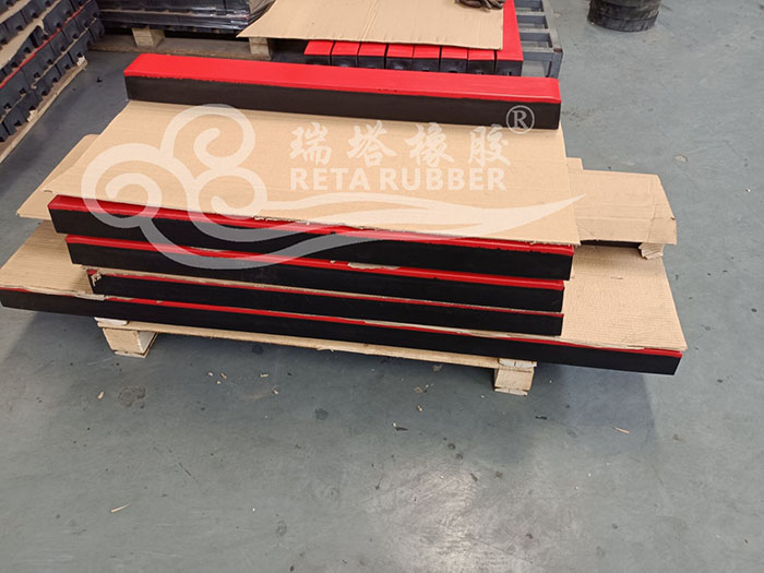 瑞塔橡胶高耐磨缓冲条发货